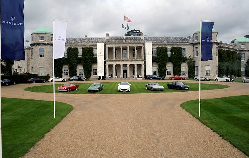 Maserati straalt op Goodwood Revival 2010